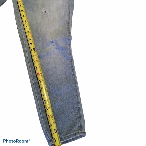 Seven7 Light Wash Skinny Easy Fit Jeans - Picture 5 of 9